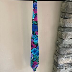 Valentino Pietro Vintage Vibrant Silk Floral Tie